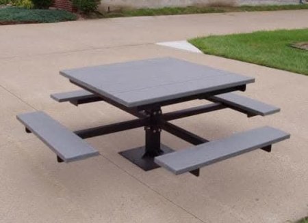 طاولة ومقاعد f0023